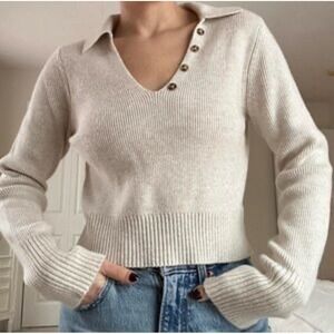 Happily Grey Women Oatmeal V Neck Cropped Stretchy Sweater Size M